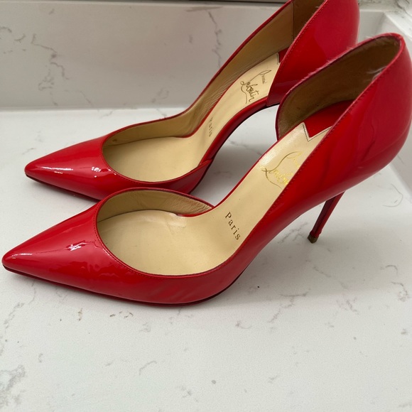 Christian Louboutin - Picture 2 of 5